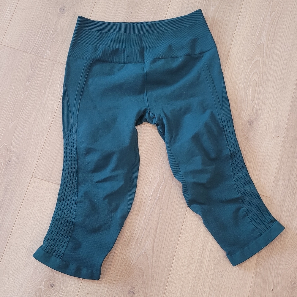 Lululemon Flow and Go Capri